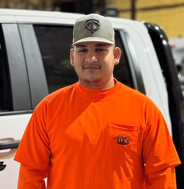 Fernie Calzadias Valenzuela – Concrete Pumper